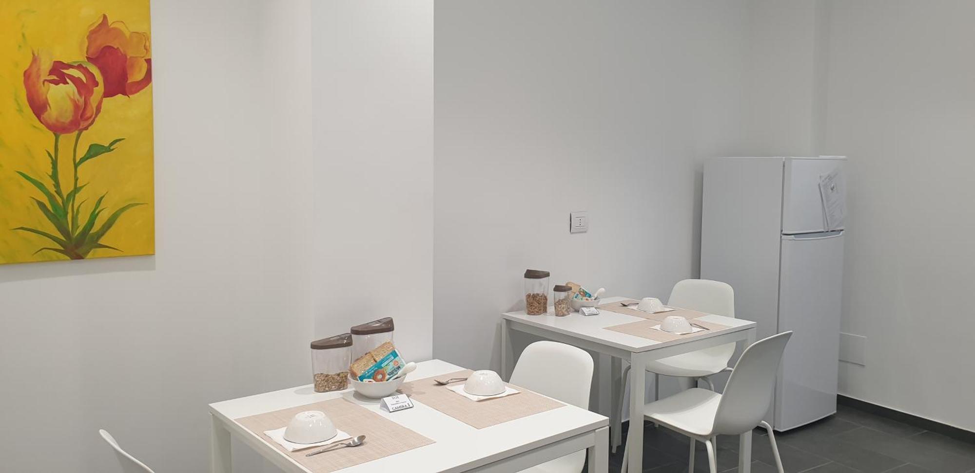 Repubblica Rooms Бари Экстерьер фото