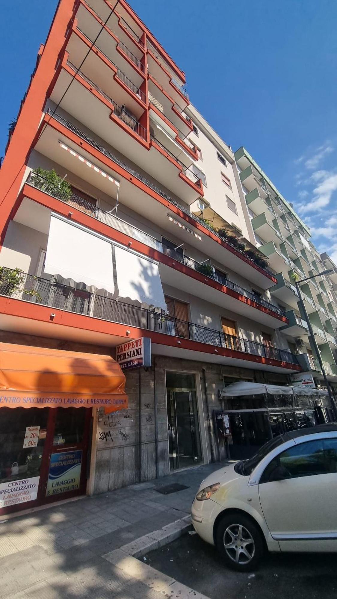 Repubblica Rooms Бари Экстерьер фото