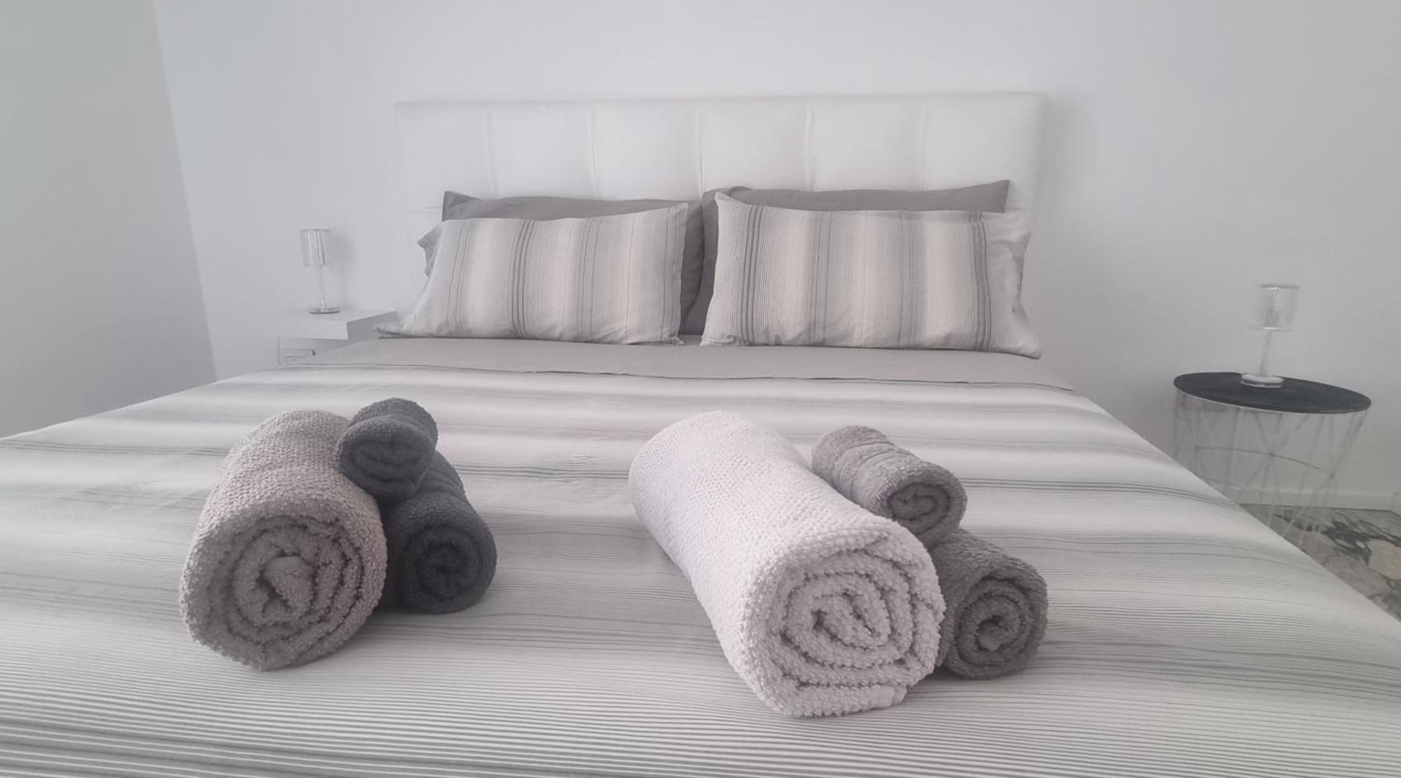 Repubblica Rooms Бари Экстерьер фото