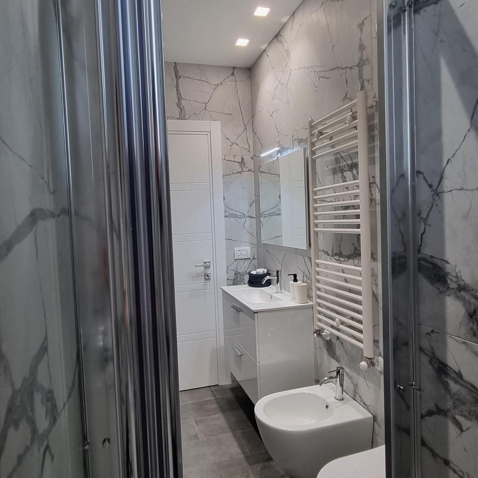 Repubblica Rooms Бари Экстерьер фото