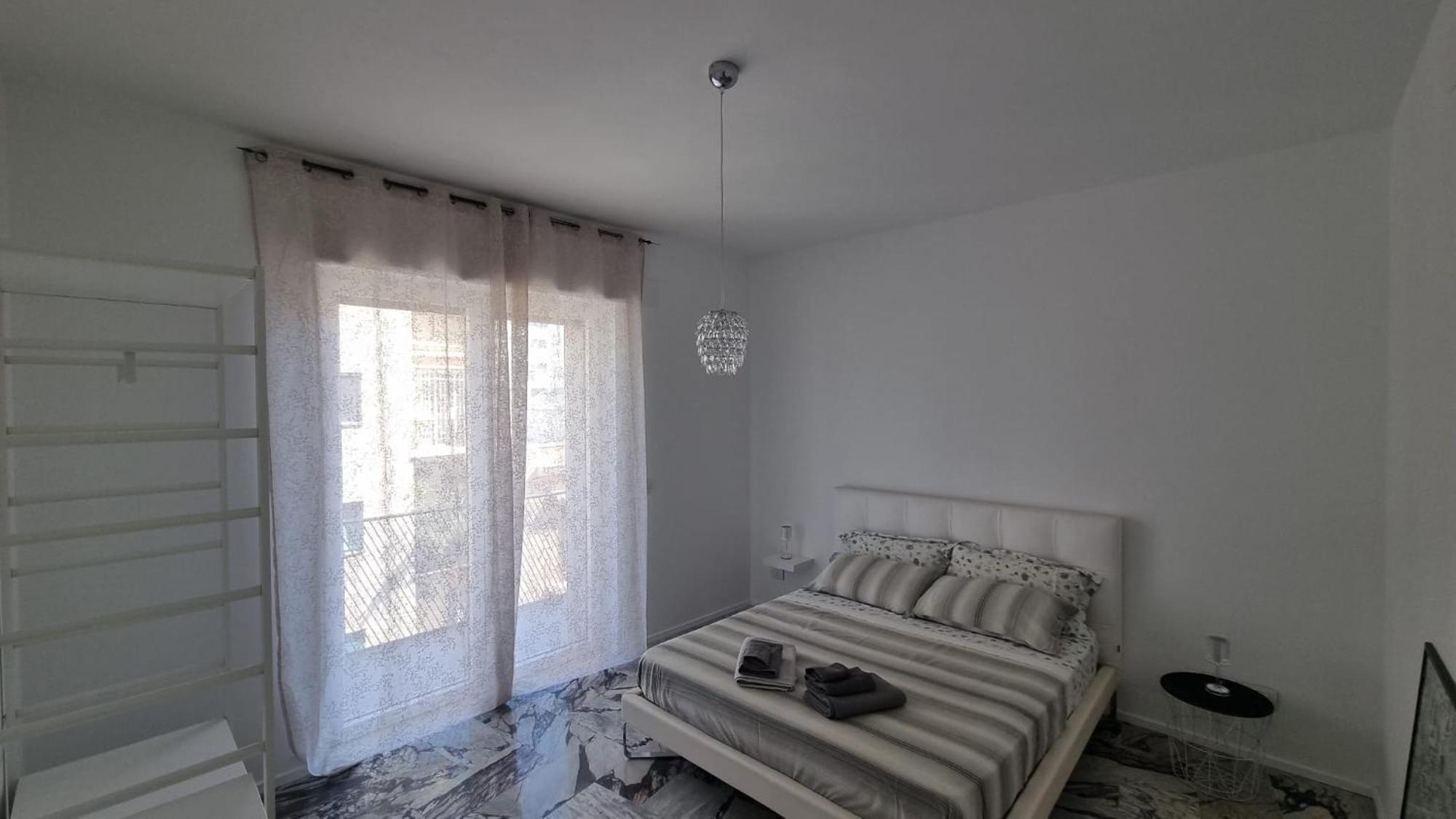 Repubblica Rooms Бари Экстерьер фото